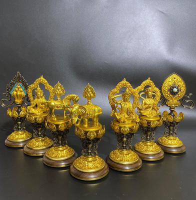 Thất bảo luân vương