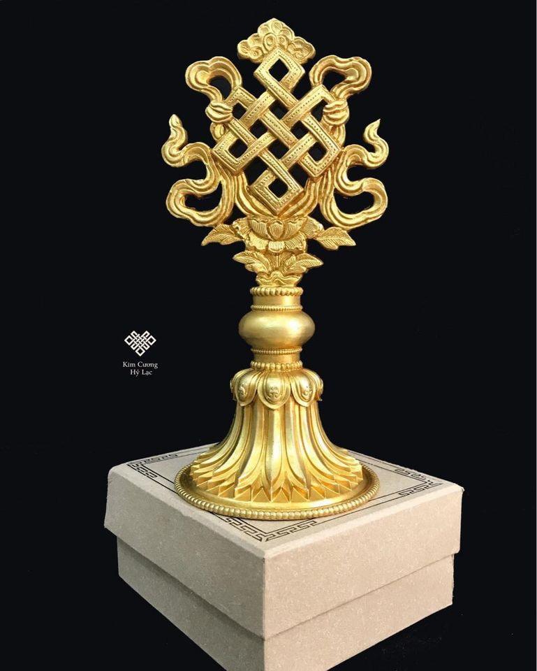 BÁT CÁT TƯỜNG ĐỒNG 20CM