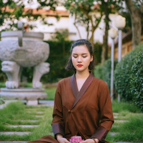 Y Phục Nữ 14