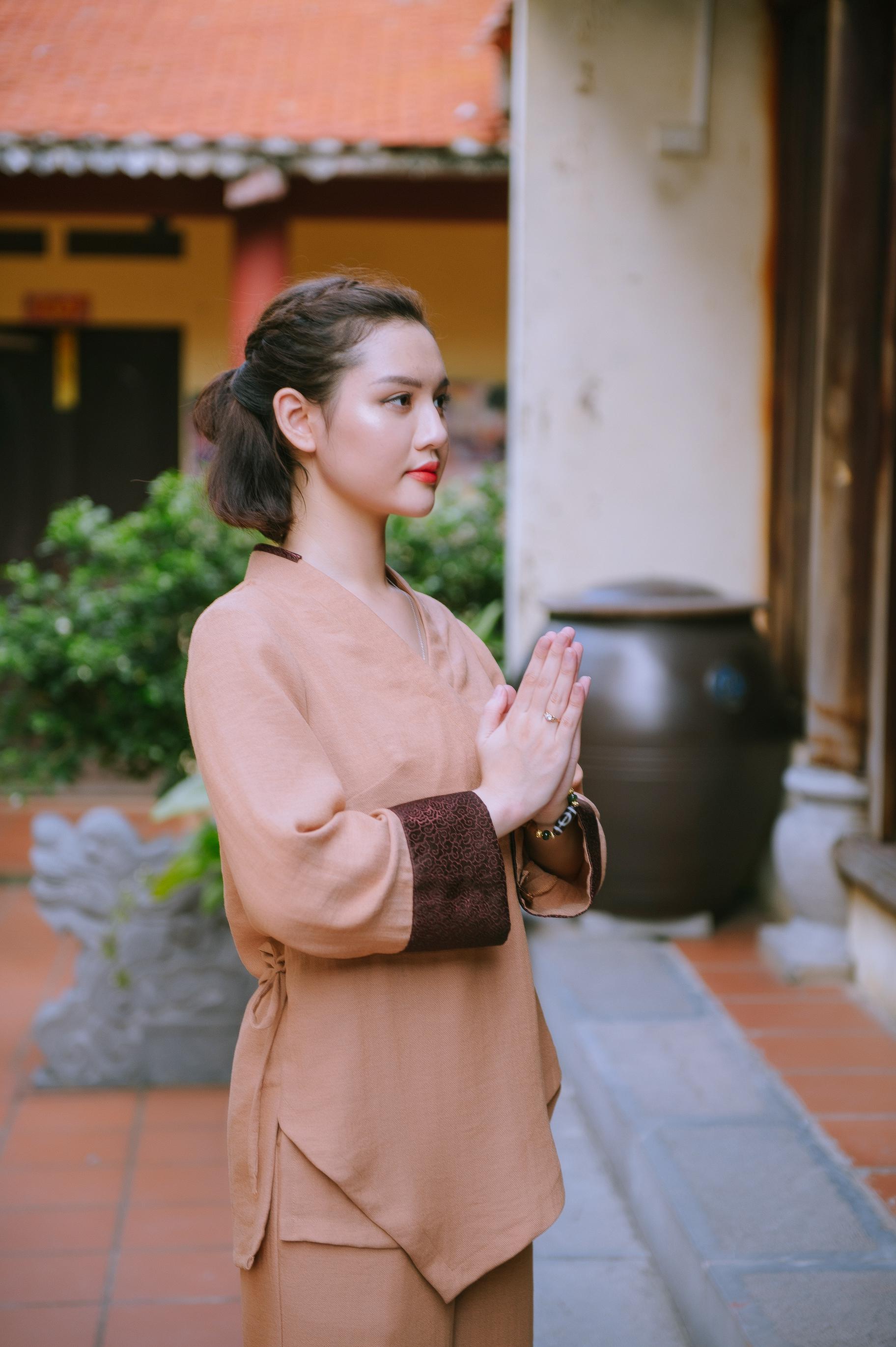 Y Phục Nữ 13