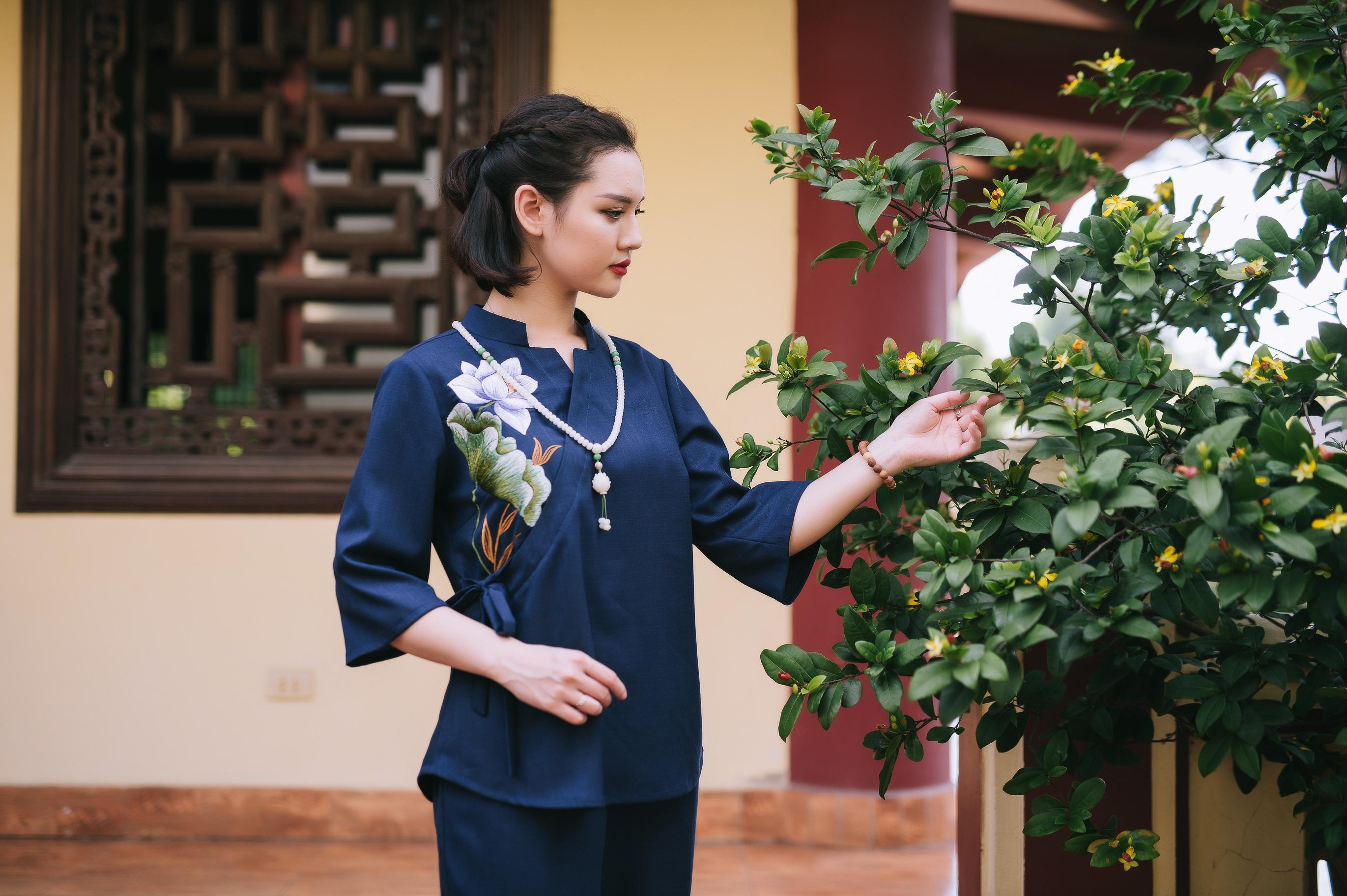 Y Phục Nữ 10