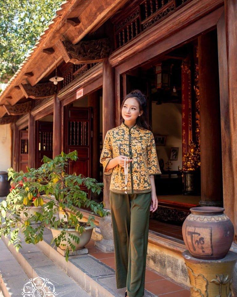 Y Phục Nữ 2