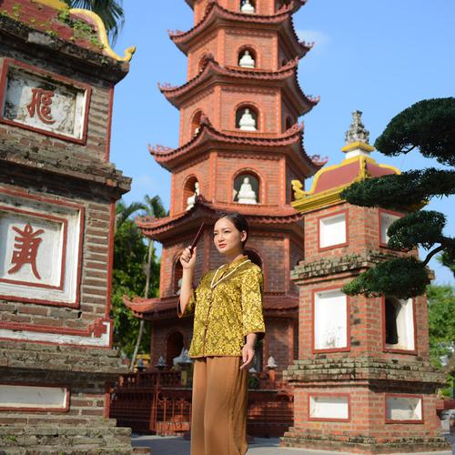 Y Phục Nữ 1