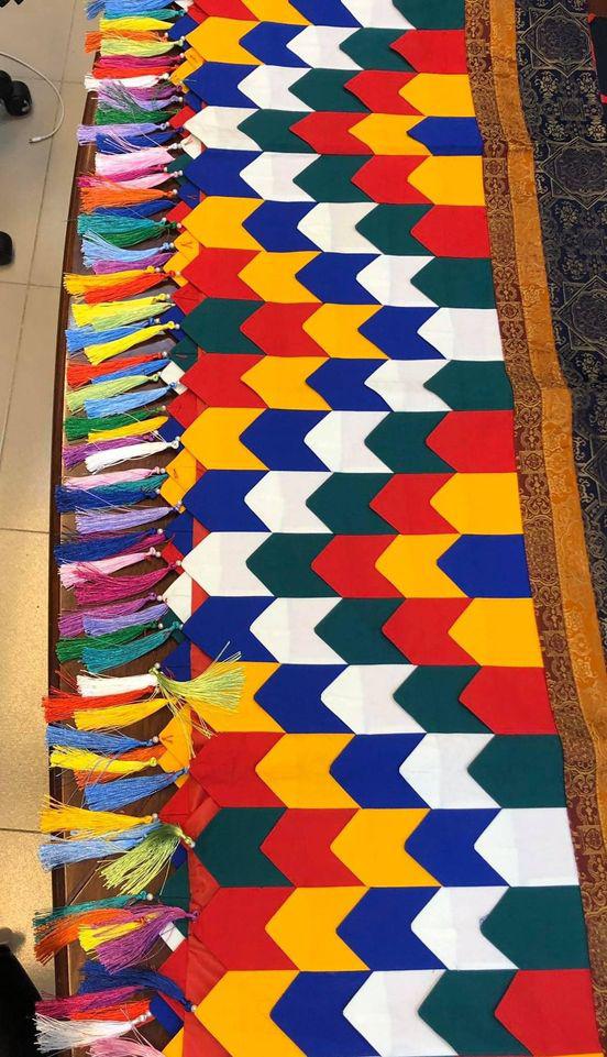 RÈM QUÂY BÀN THỜ, CHÂN TƯỜNG PHÒNG THỜ NGŨ SẮC - DÀI 5M, NGANG 50CM