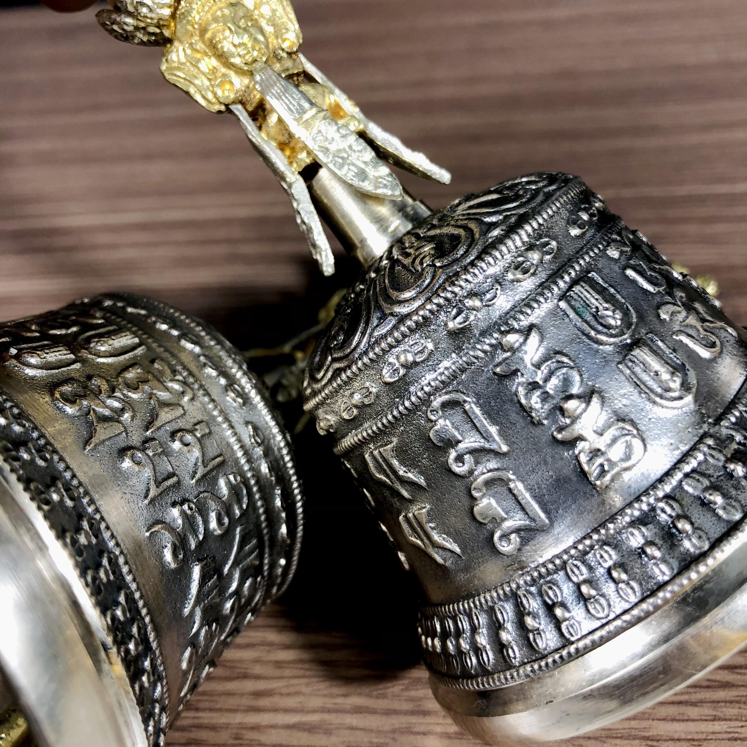 CHUÔNG CHÙY 9 CHẤU KHẮC CHÚ