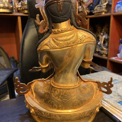 TÔN TƯỢNG ĐỨC KIM CƯƠNG TỔNG TRÌ 33CM