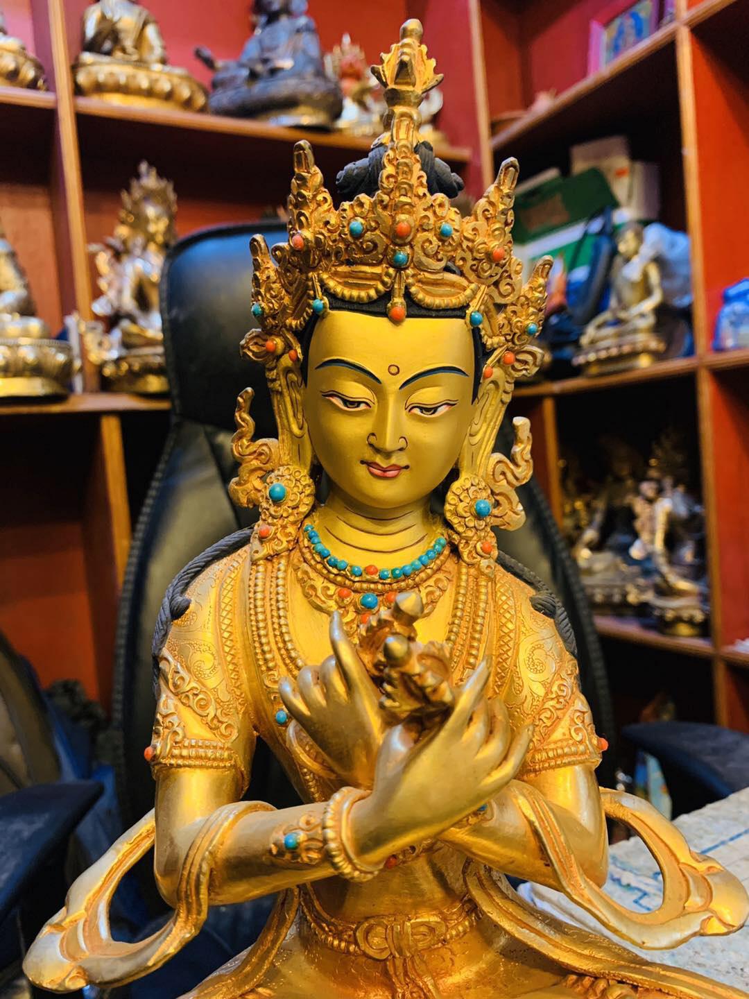 TÔN TƯỢNG ĐỨC KIM CƯƠNG TỔNG TRÌ 33CM