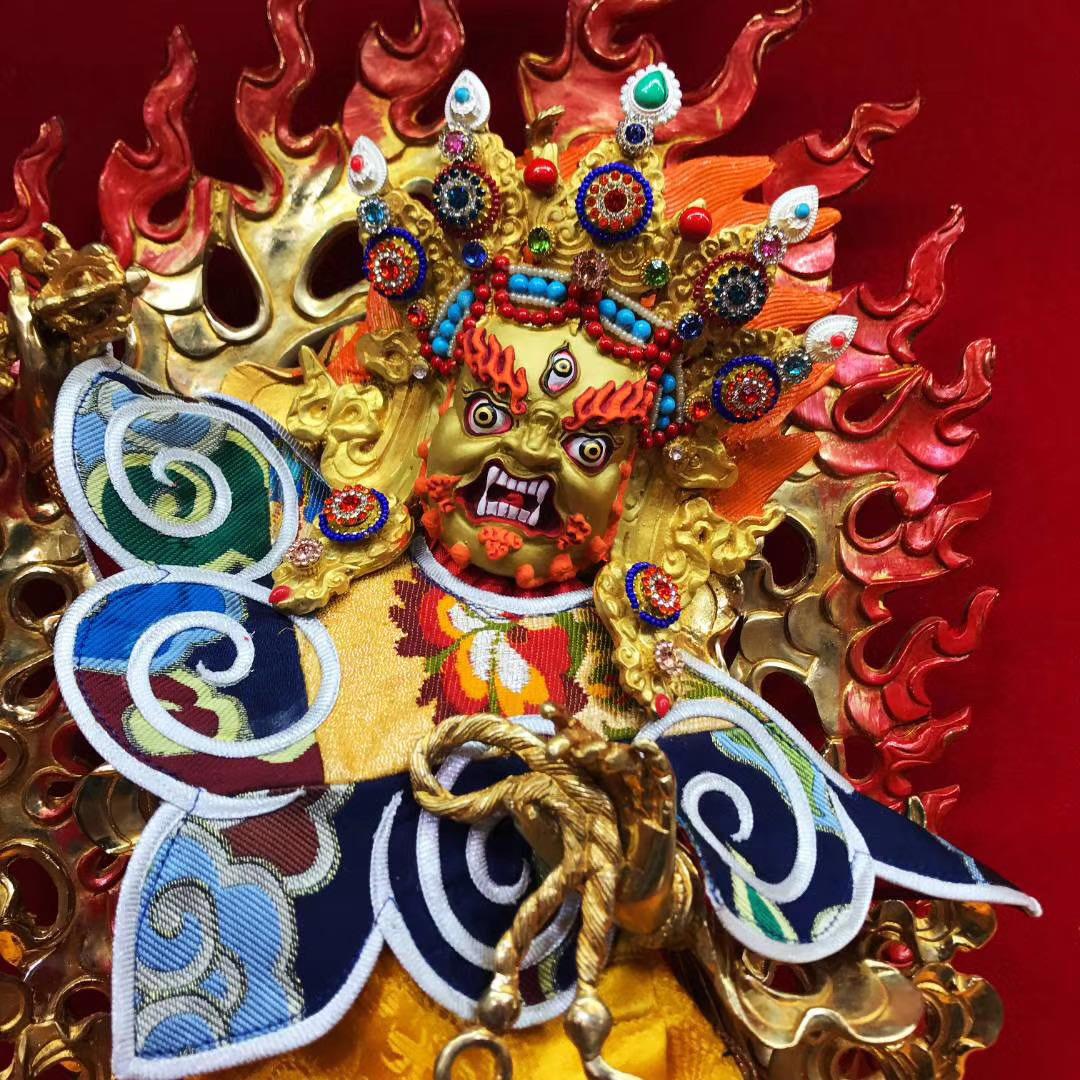TÔNG TƯỢNG ĐỨC KIM CƯƠNG THỦ TÂY TẠNG 45CM