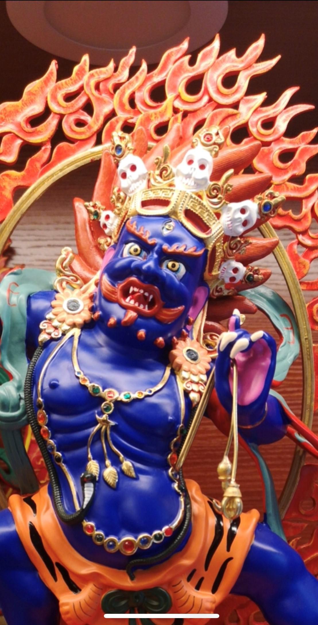 TÔN TƯỢNG ĐỨC KIM CƯƠNG THỦ 33CM