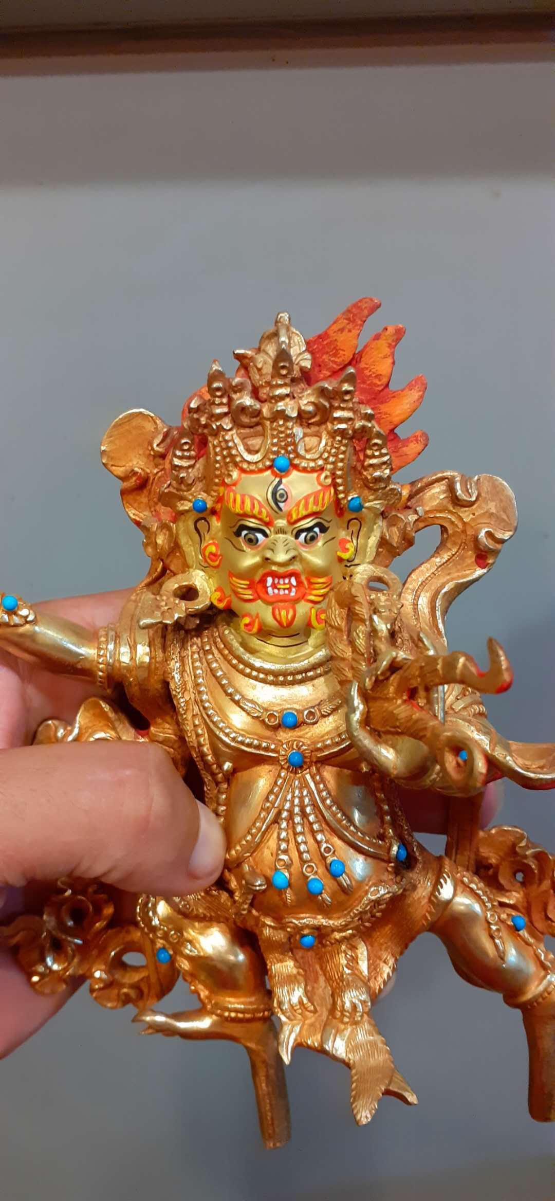 TÔN TƯỢNG ĐỨC KIM CƯƠNG THỦ -ĐỒNG MẠ VÀNG 24CM