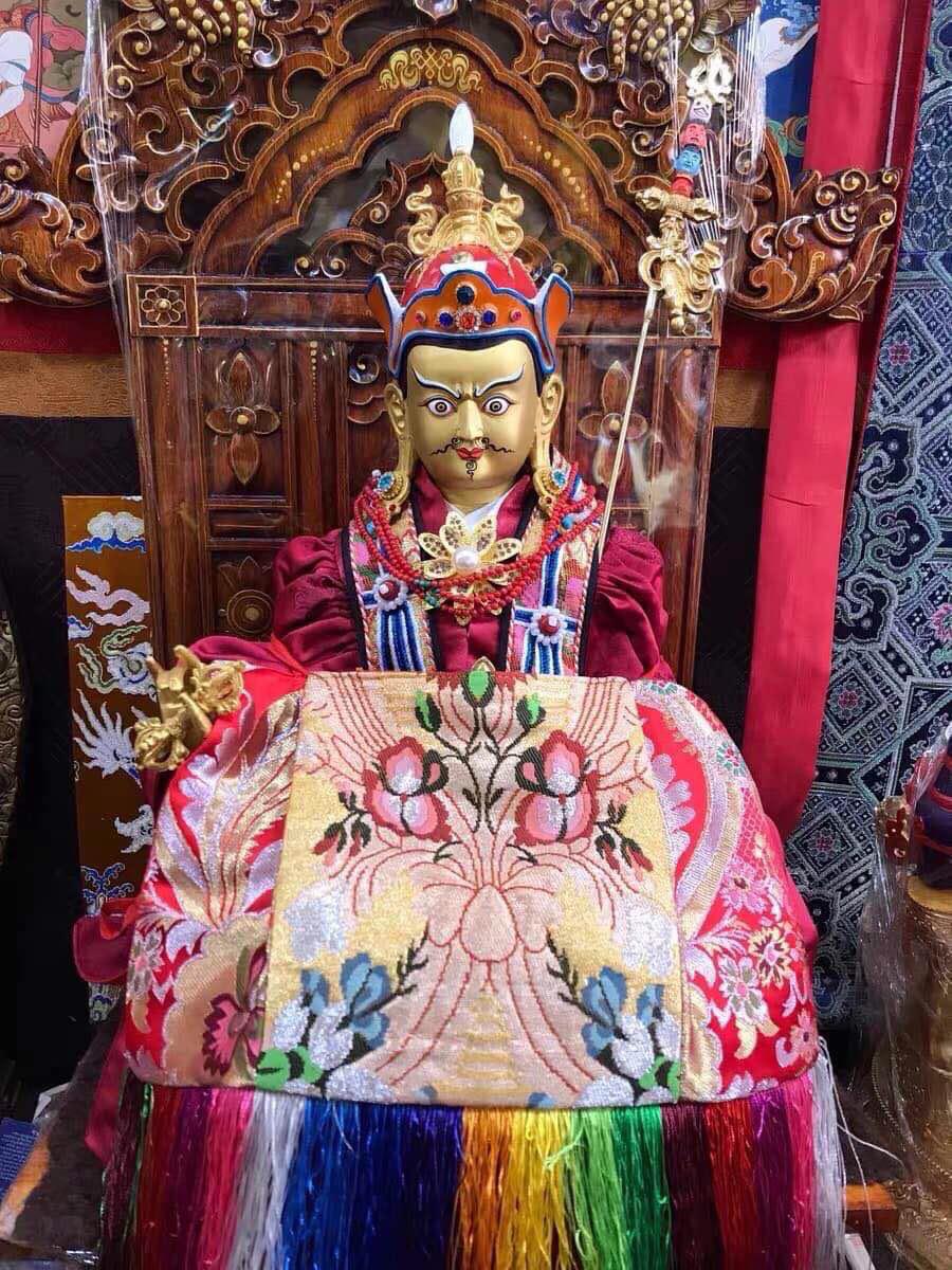TÔN TƯỢNG ĐỨC LIÊN HOA SANH / GURU RINPOCHE TÂY TẠNG 45CM