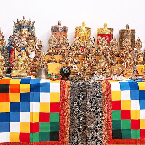 TÔN TƯỢNG QUAN ÂM TỨ THỦ 23CM