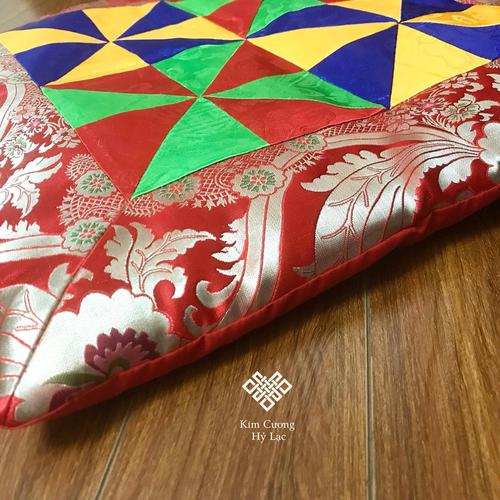 ĐỆM THIỀN NGŨ SẮC VẢI GẤM 60 x 60 CM