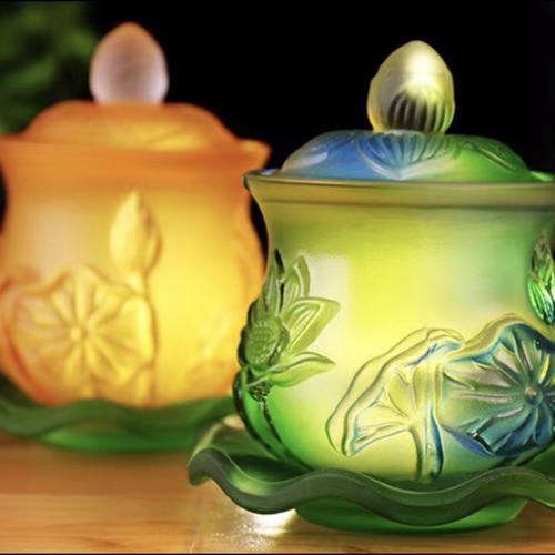 CHÉN CÚNG DƯỜNG NƯỚC HOA SEN CÓ NẮP