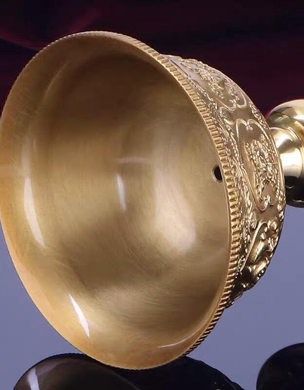 CHÂN ĐÈN ĐỒNG MẠ VÀNG