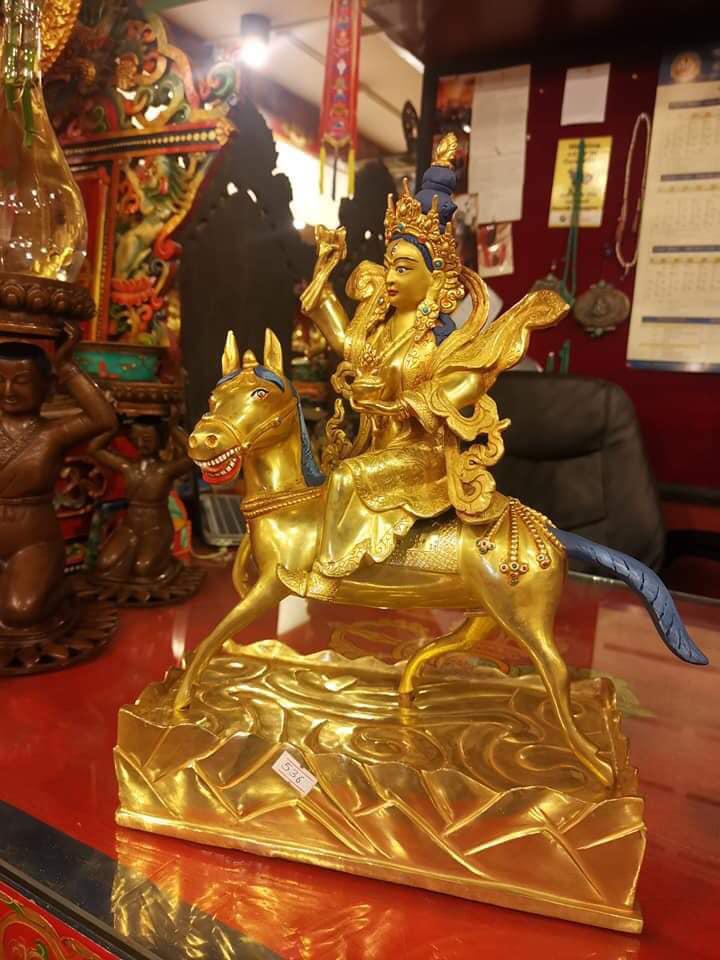 TÔN TƯỢNG MẸ ACHI CHOKYI DROLMA NEPAL 38CM