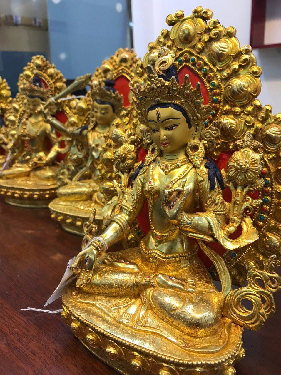 TÔN TƯỢNG TARA TRẮNG 25 CM NEPAL