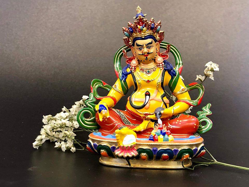 TÔN TƯỢNG ĐỒNG VẼ MÀU MINI 10CM