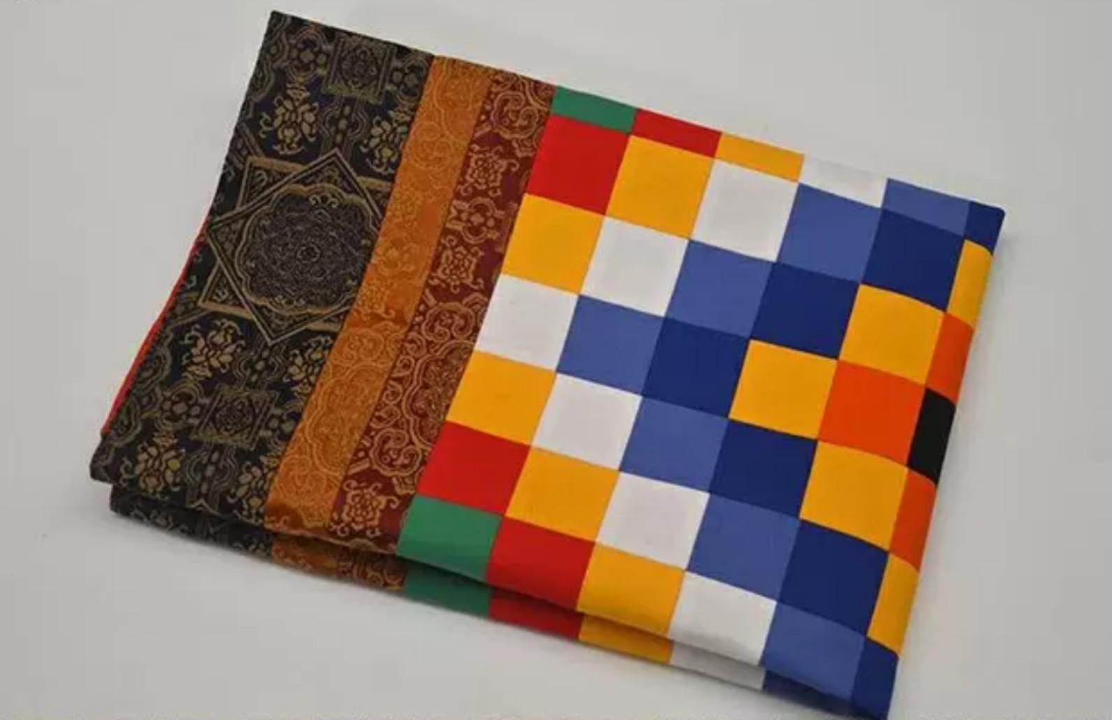 KHĂN TRẢI BÀN THỜ NGŨ SẮC ( 1mx1m / 70x70cm )