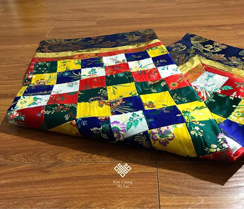 KHĂN TRẢI BÀN THỜ KHAM NHẪN - 1mx1m