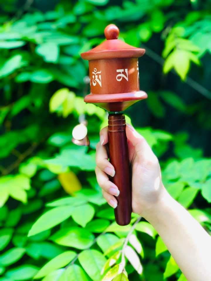 KINH LUÂN QUAY TAY GỖ BẠCH DƯƠNG