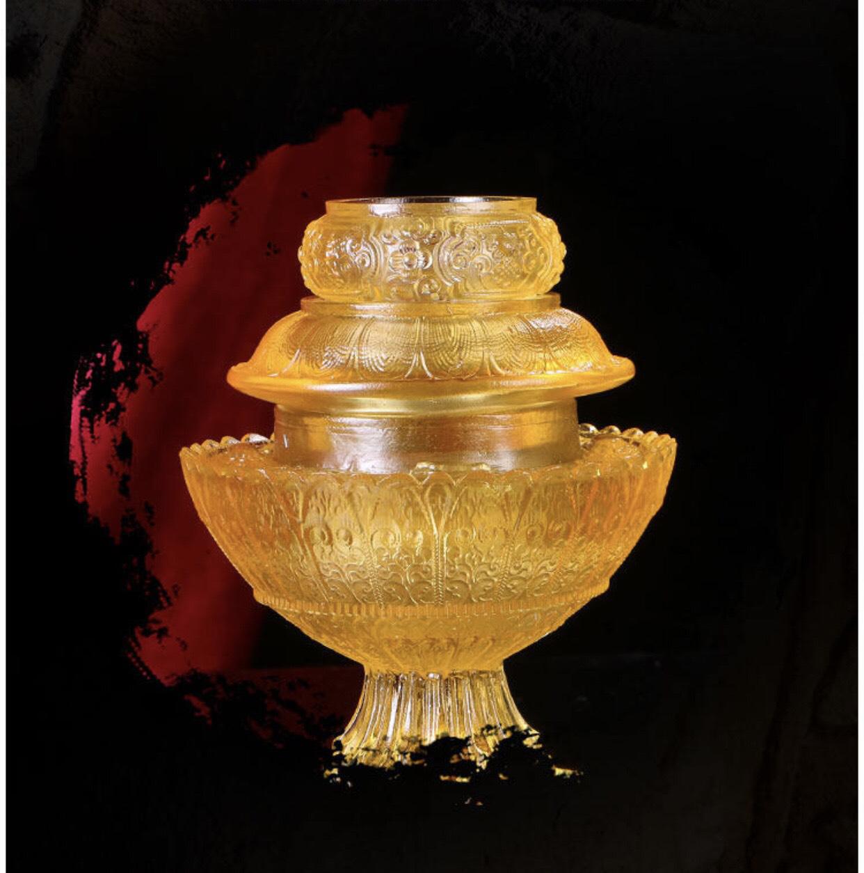 THÁP XÁ LỢI LƯU LY 17X7CM