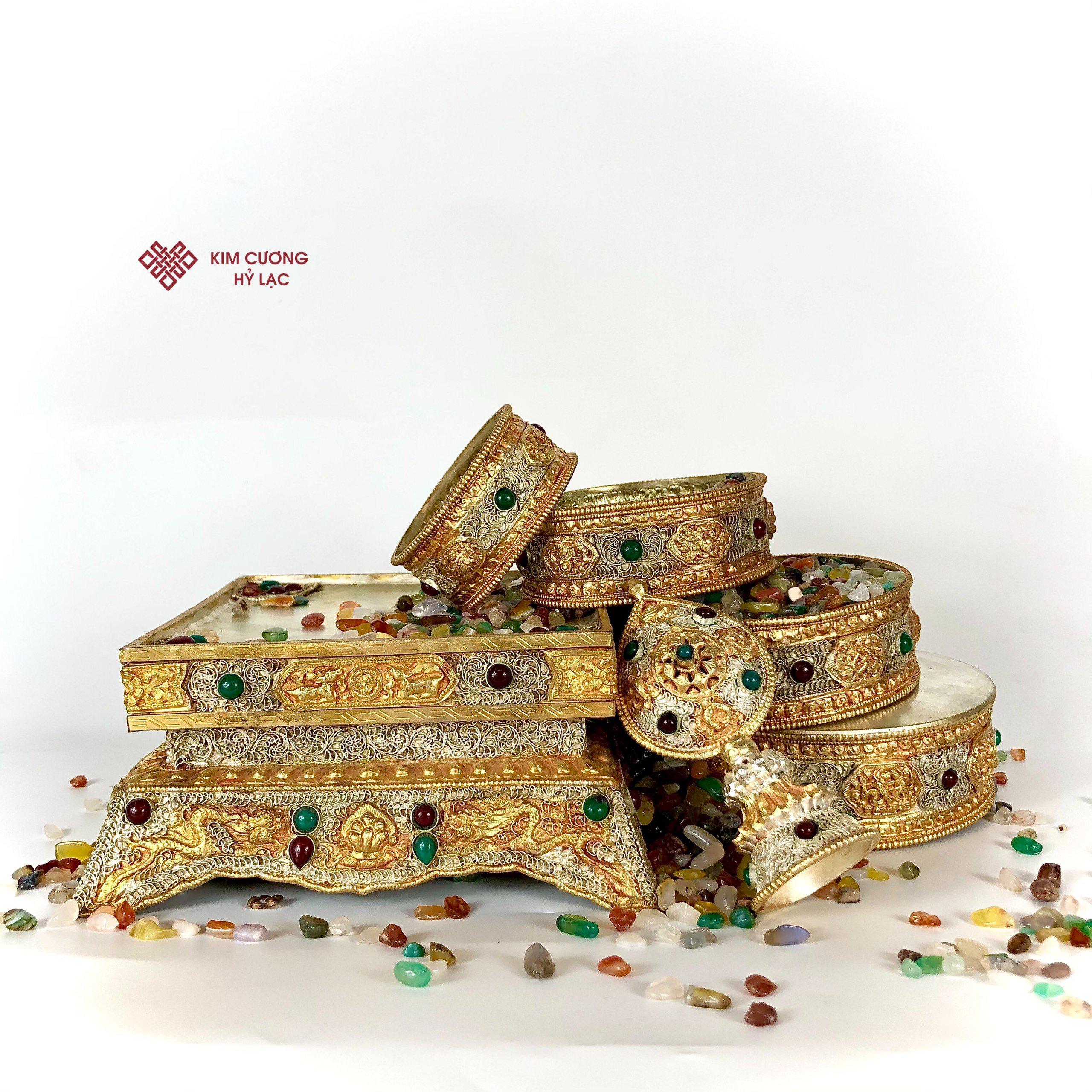 THÁP MANDALA ĐỒNG MẠ VÀNG BẠC CẨN ĐÁ NEPAL 30CM