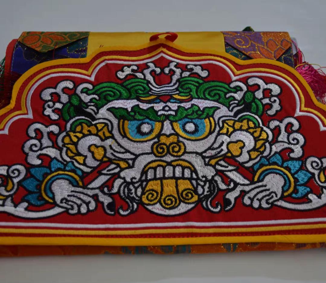 PHƯỚN GẤM LỤA BÁT CÁT TƯỜNG - 150cm x 25cm