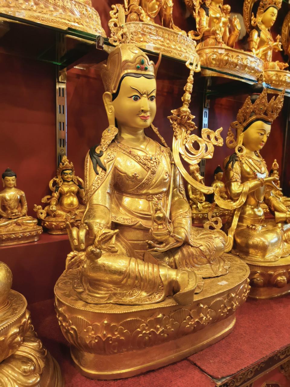 TÔN TƯỢNG ĐỨC LIÊN HOA SANH MẠ VÀNG 71CM