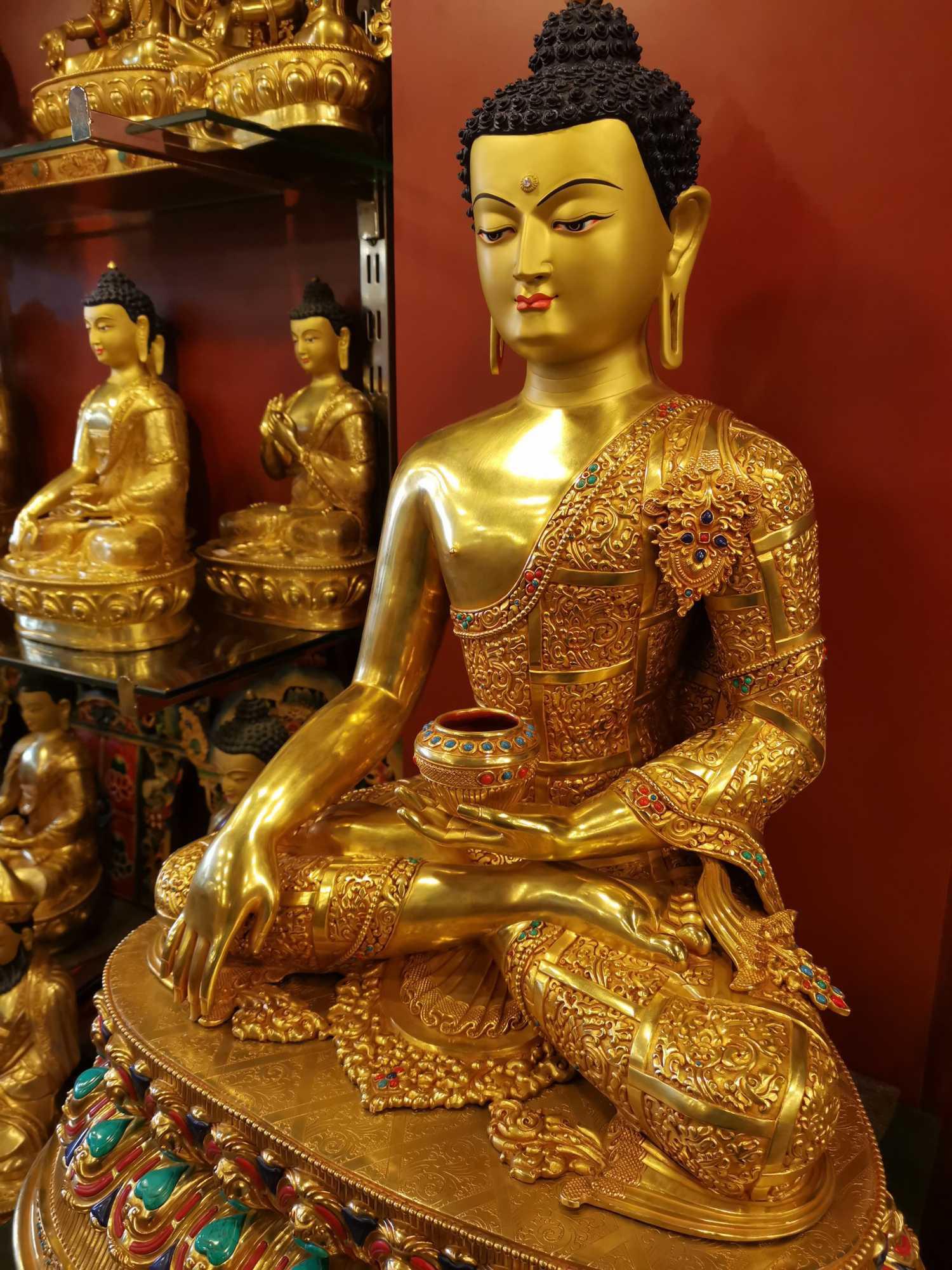 TÔN TƯỢNG THÍCH CA MÂU NI NEPAL CAO CẤP 68CM