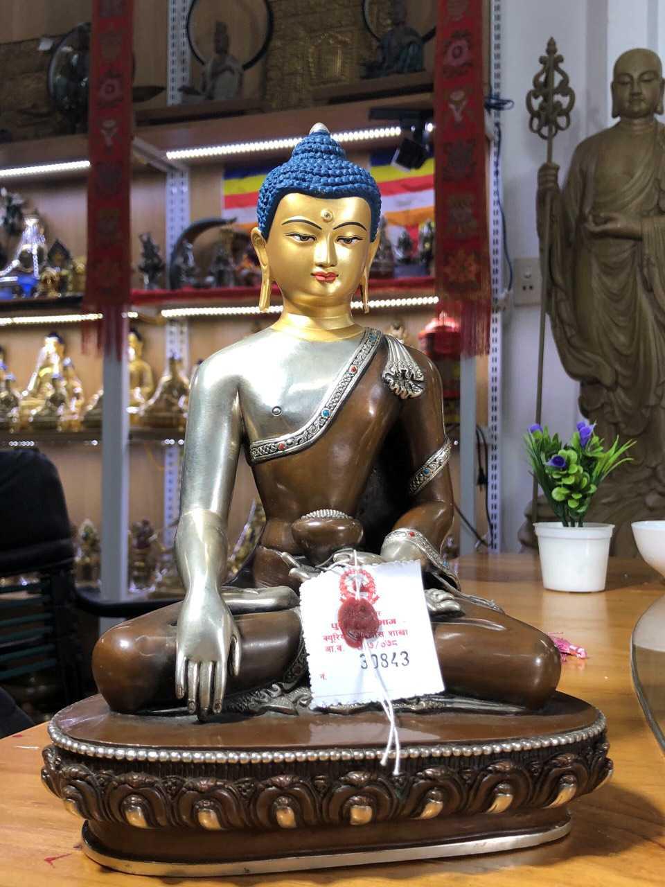 TÔN TƯỢNG THÍCH CA MÂU NI NEPAL 25CM