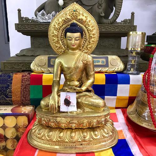 TÔN TƯỢNG THÍCH CA MÂU NI DO DÒNG HỌ SHAKYA CHẾ TÁC - 36CM