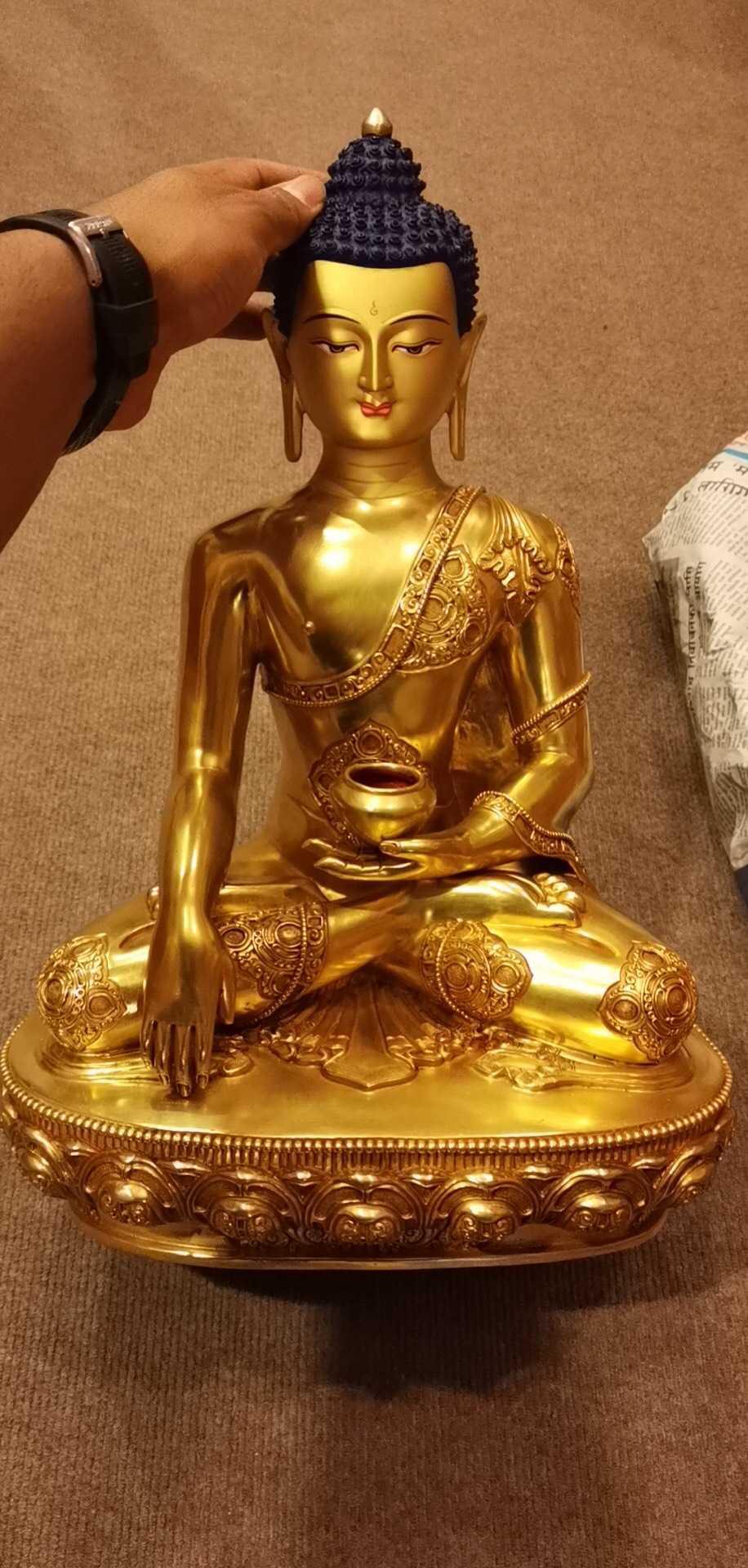 TÔN TƯỢNG THÍCH CA MÂU NI MẠ VÀNG CAO CẤP NEPAL 45CM