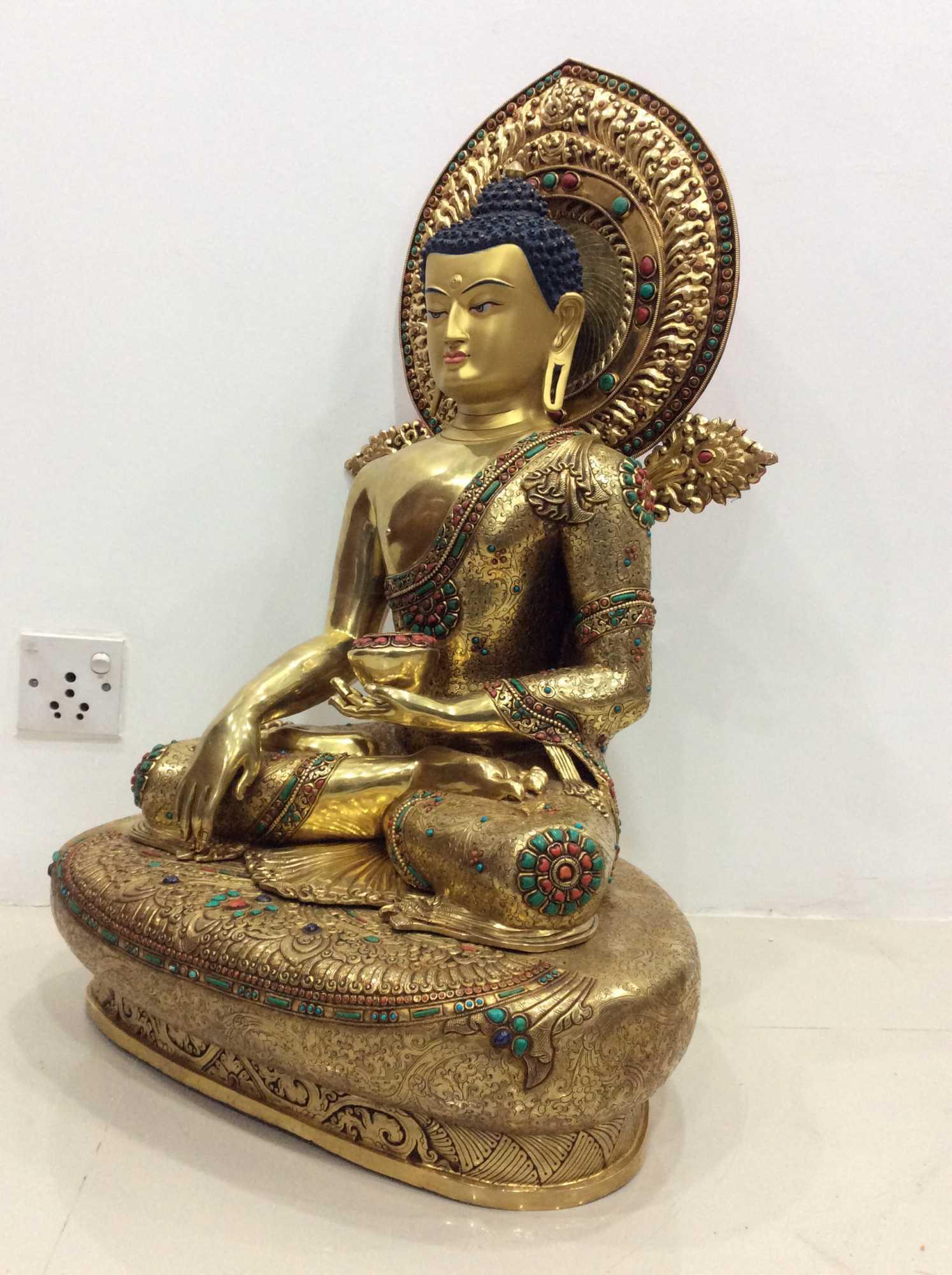 TÔN TƯỢNG THÍCH CA MÂU NI CAO CẤP NEPAL 72CM