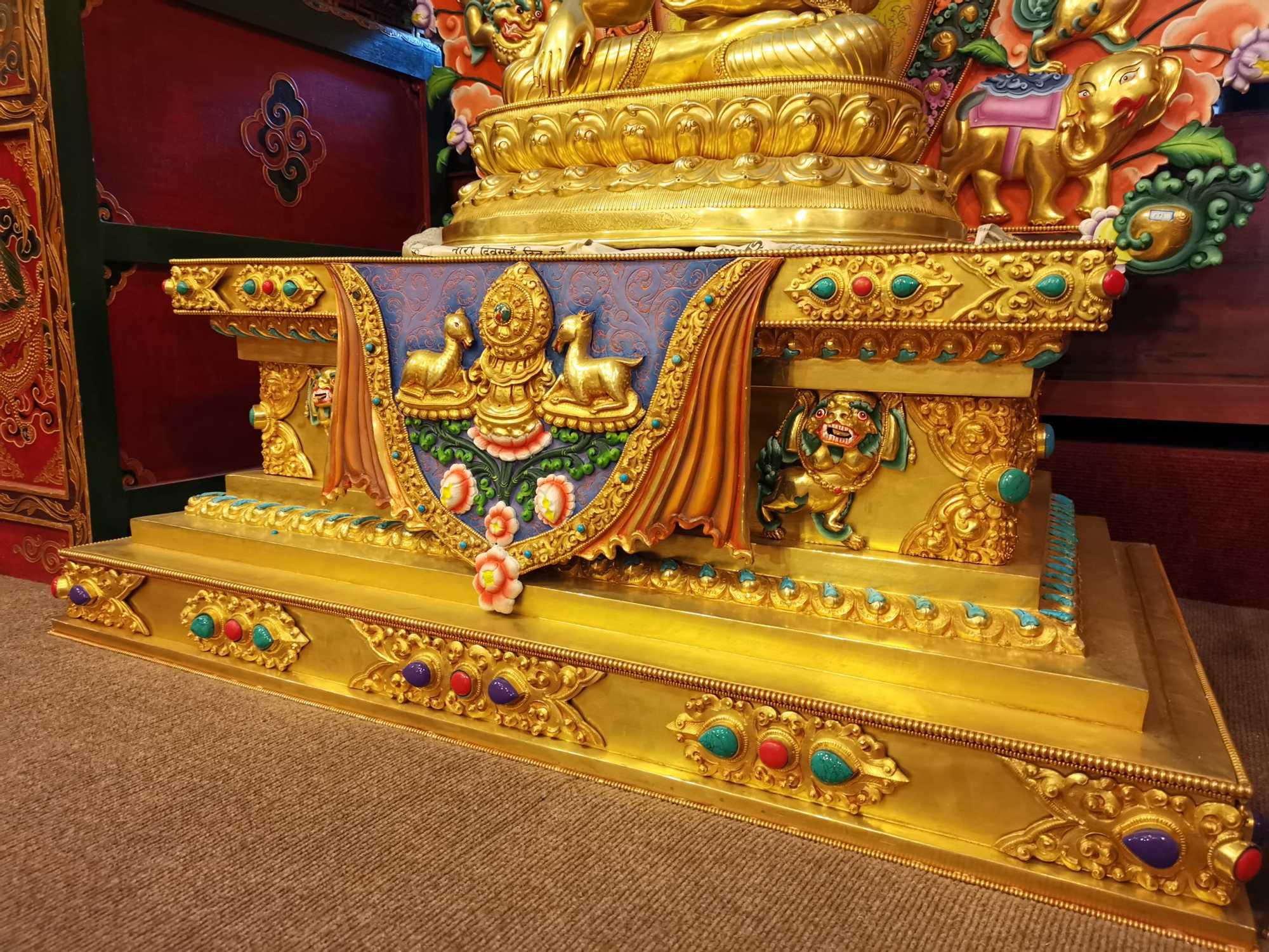 TÔN TƯỢNG THÍCH CA MÂU NI VÀ NGAI NEPAL CAO CẤP 160CM