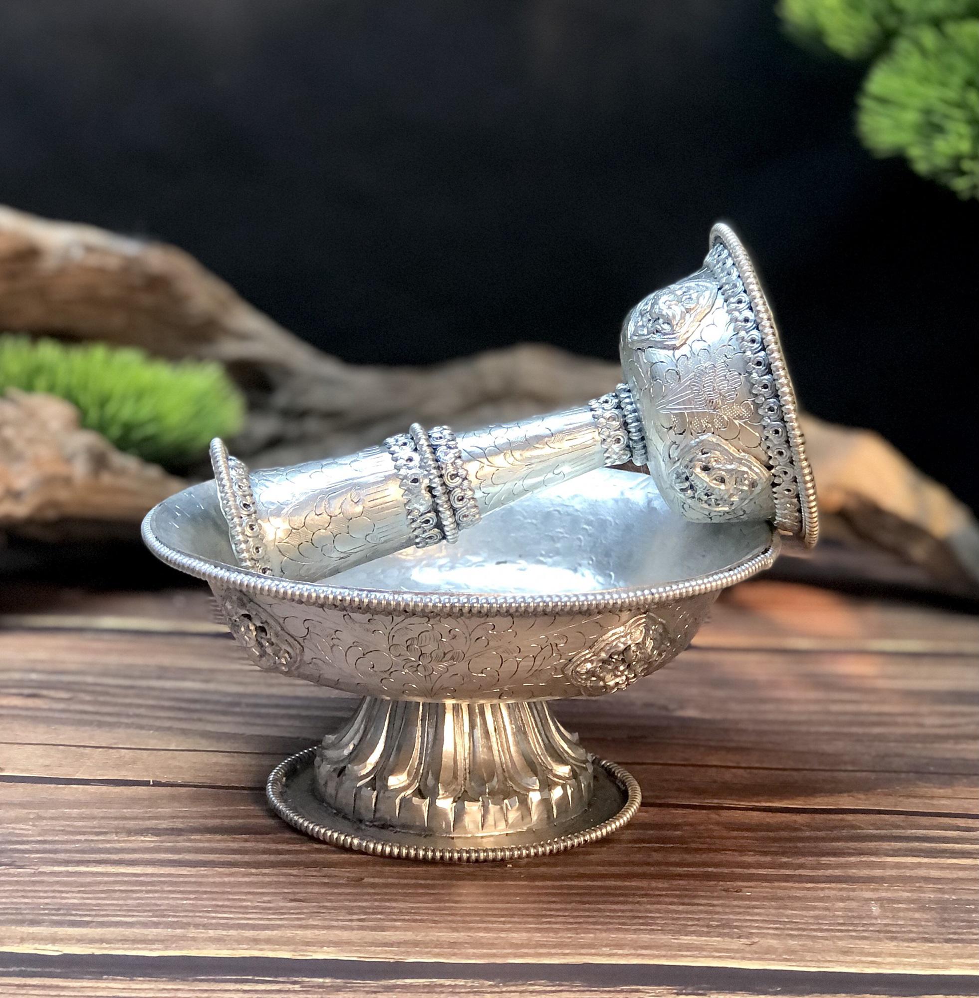 BỘ CHÉN CŨNG HỘ PHÁP BẠC