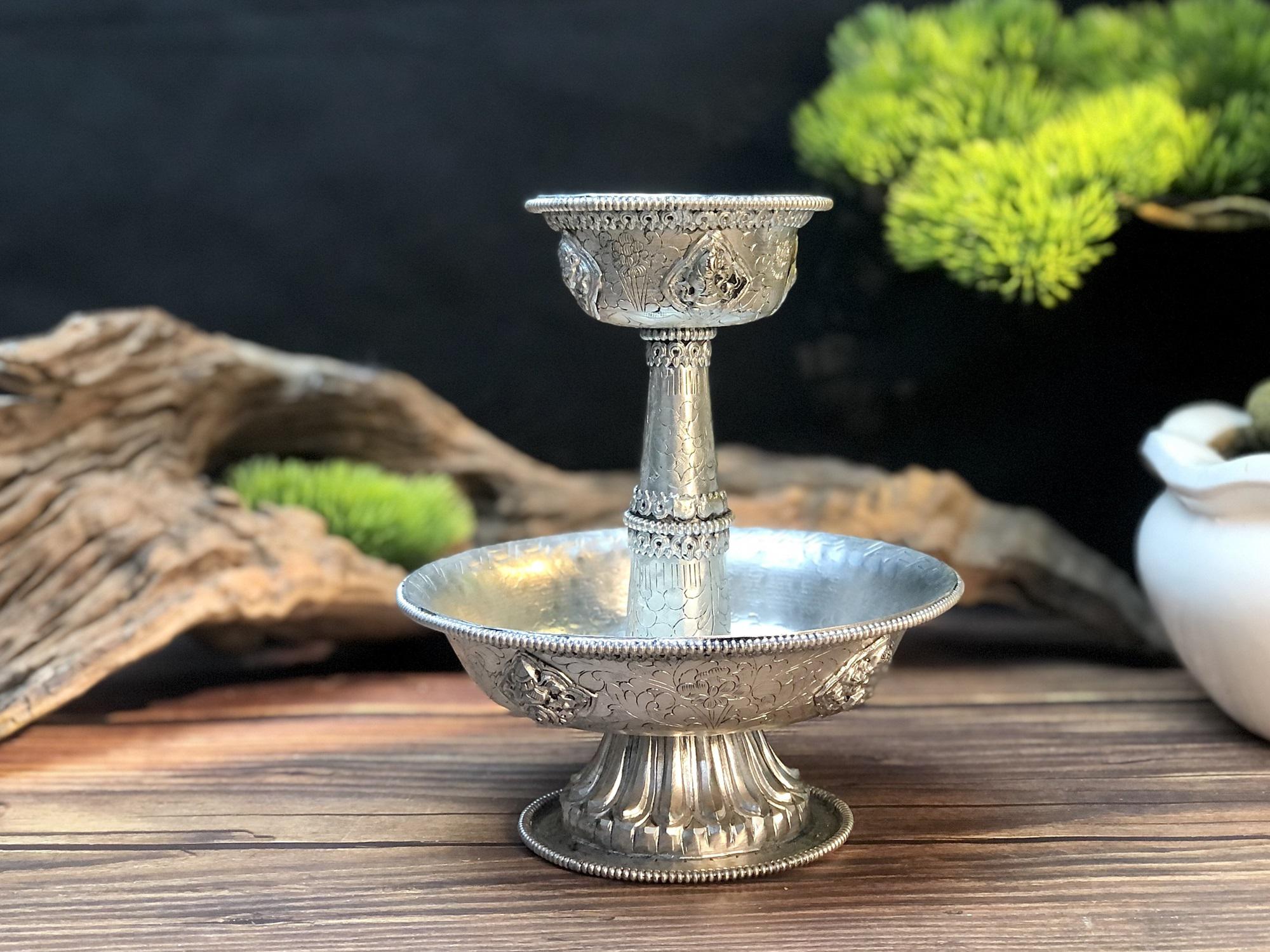 BỘ CHÉN CŨNG HỘ PHÁP BẠC
