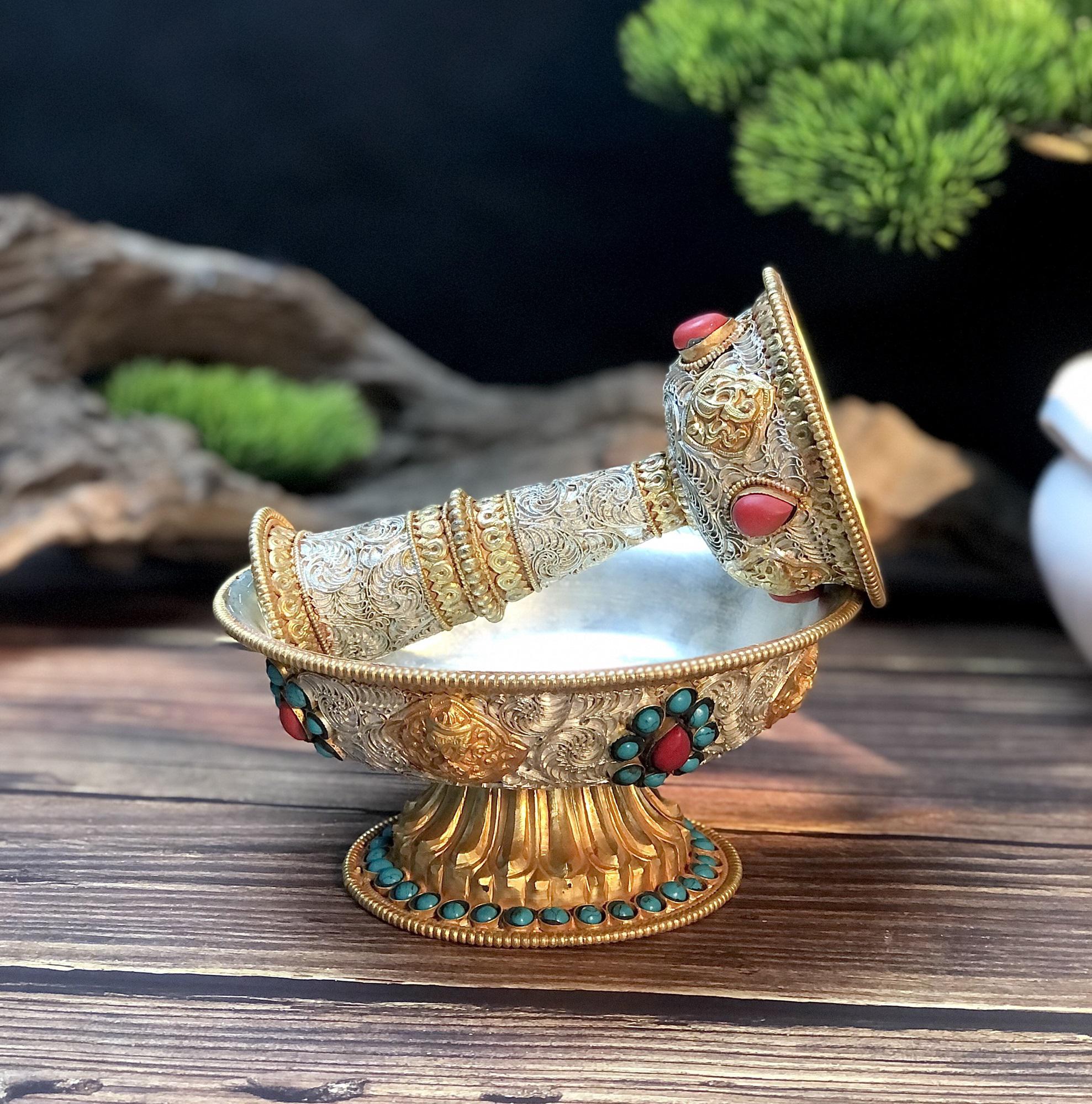 BỘ CHÉN CÚNG HỘ PHÁP
