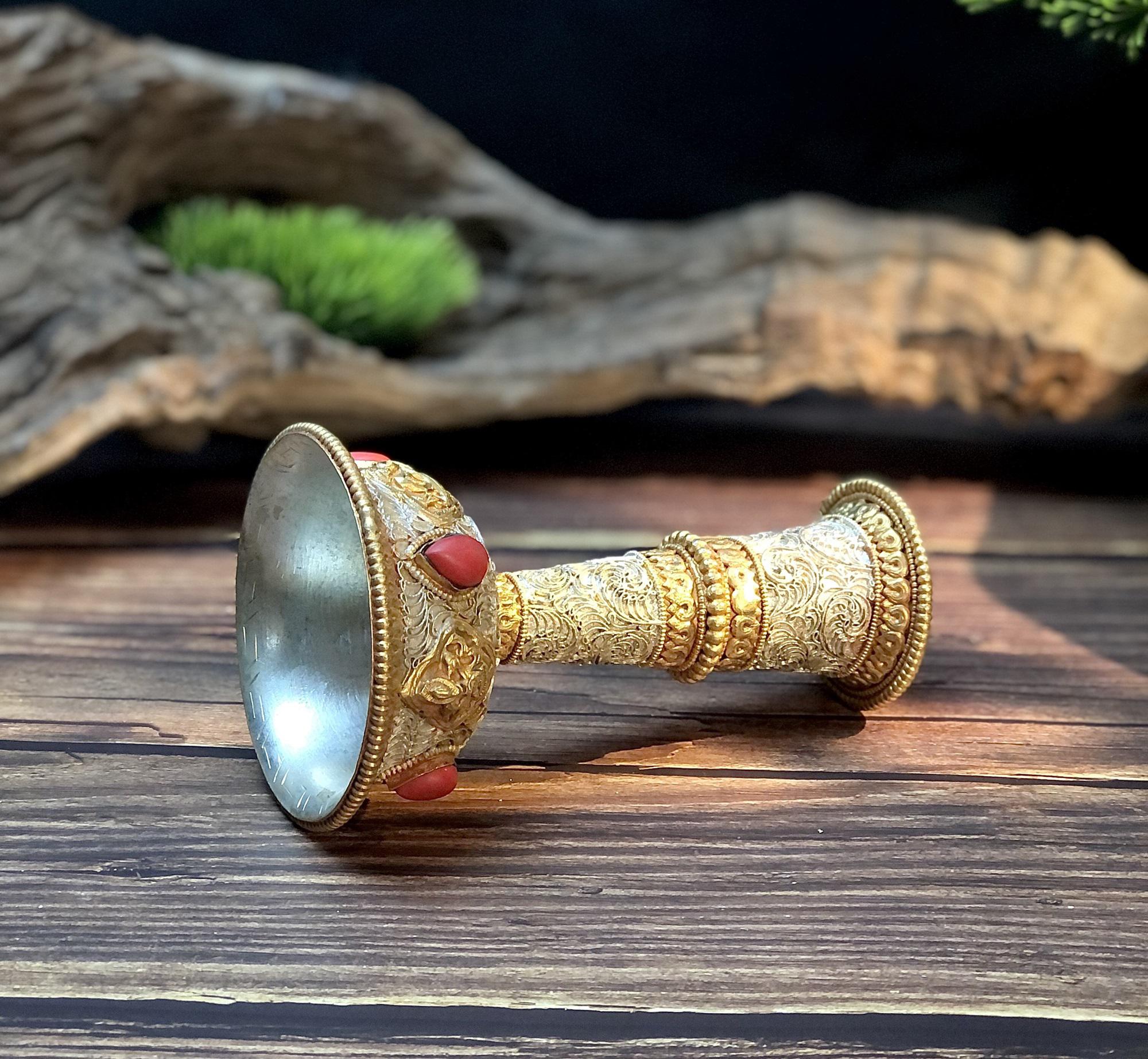 BỘ CHÉN CÚNG HỘ PHÁP