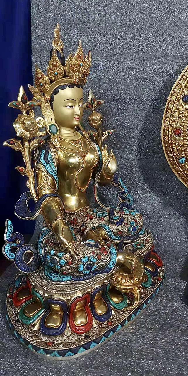 TARA XANH CẨN ĐÁ 45CM