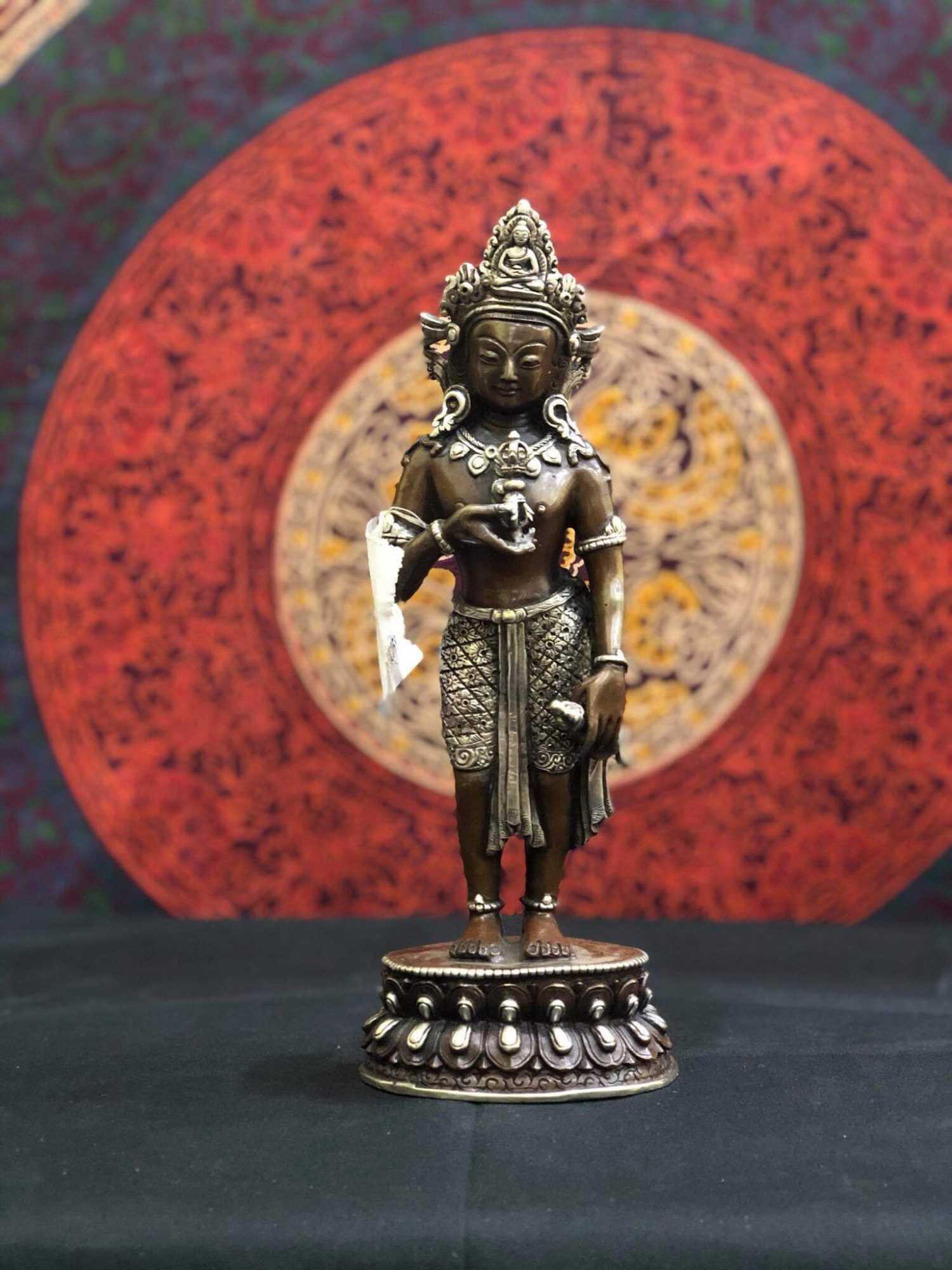TÔN TƯỢNG NGÀI KIM CANG TÁT ĐOẢ DÁNG ĐỨNG NEPAL 25CM