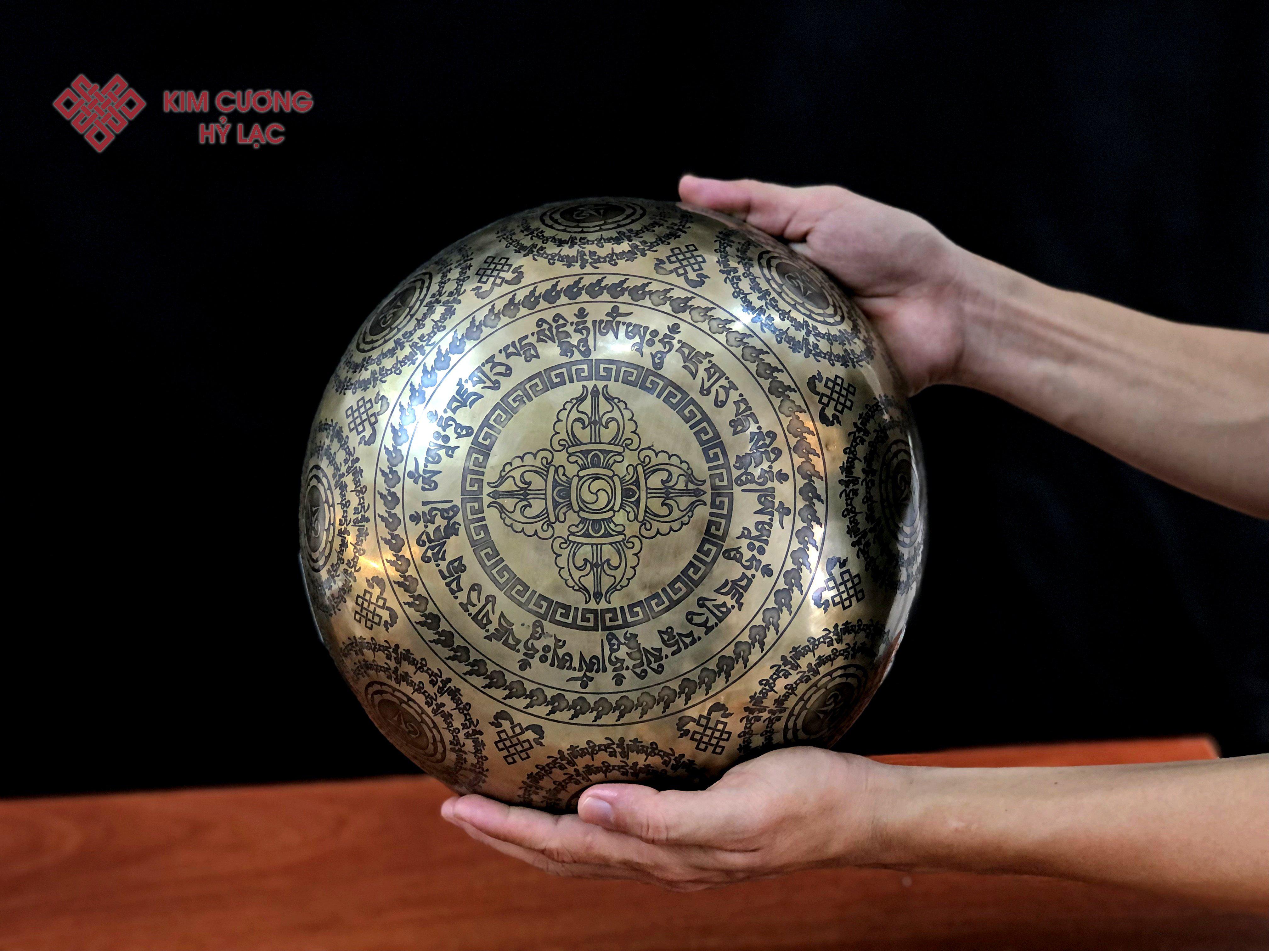 CHUÔNG XOAY MANDALA TÂM OM 26CM
