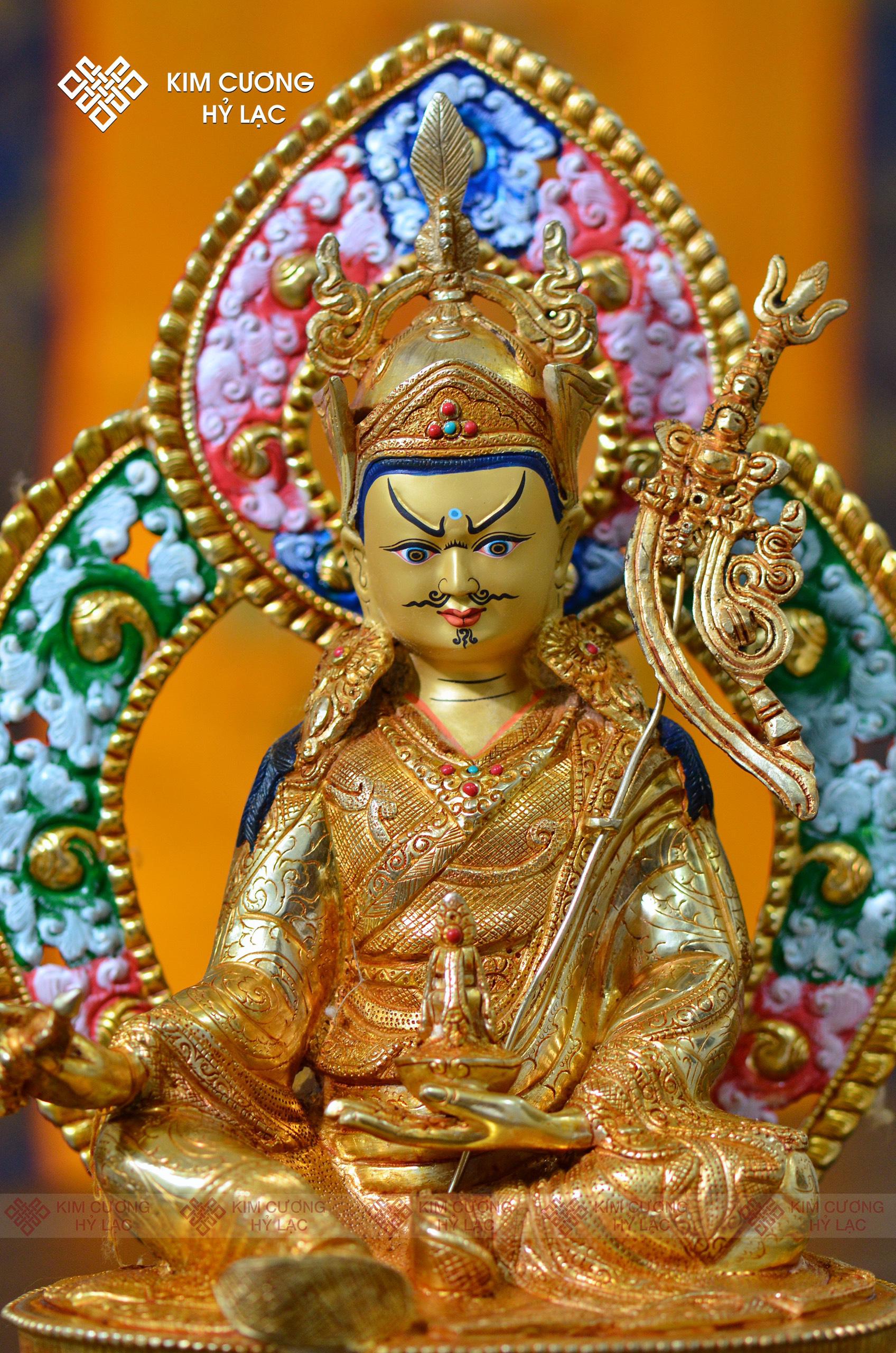 Tôn tượng Liên Hoa Sinh Nepal đồng mạ vàng hào quang 36cm
