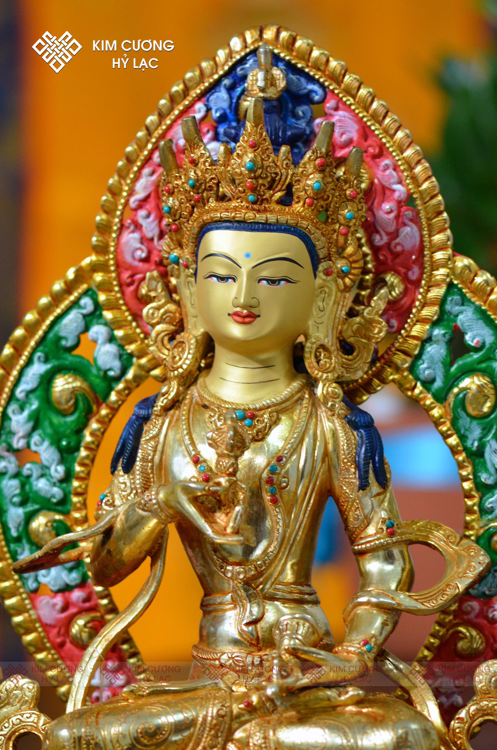 Tôn tượng Kim Cương Tát Đoả Nepal đồng mạ vàng hào quang 36cm