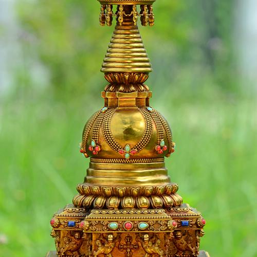 Bảo tháp đồng 20-30cm