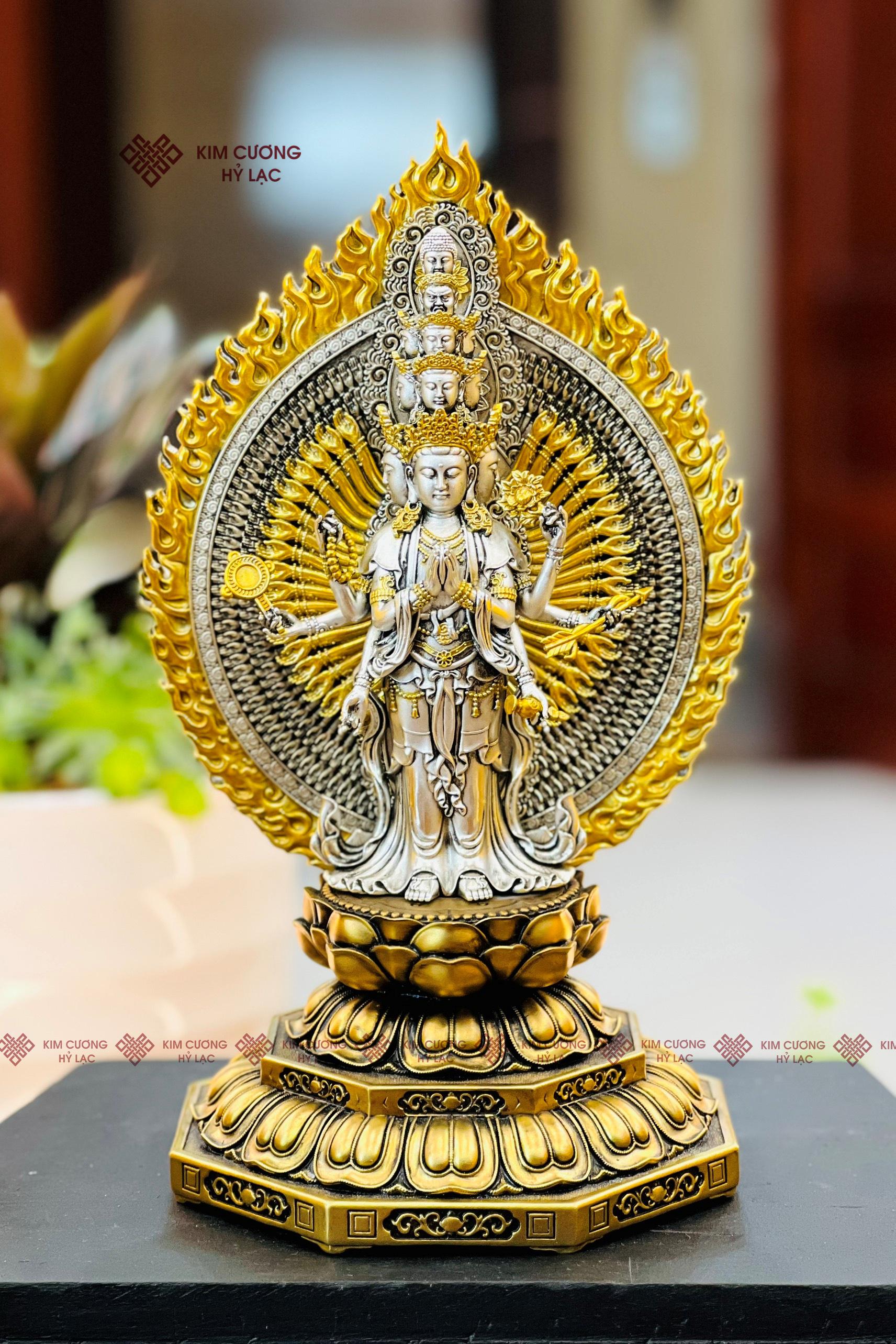 Tôn Thượng Thiên Thủ Thiên Nhãn 24cm M1