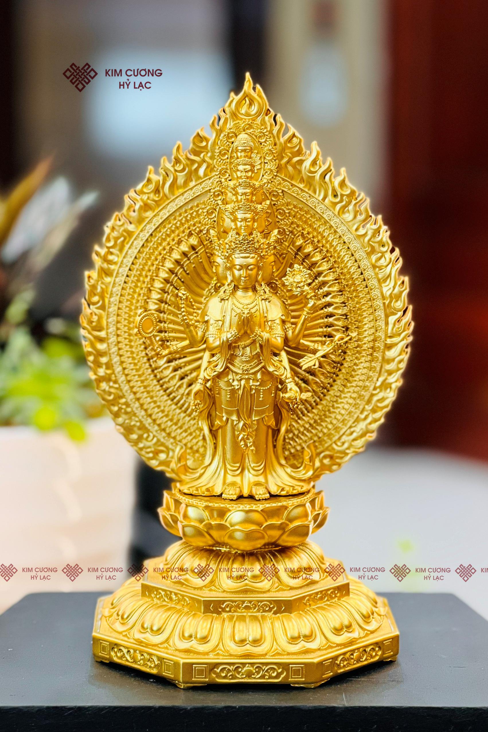 Tôn Thượng Thiên Thủ Thiên Nhãn 24cm M2