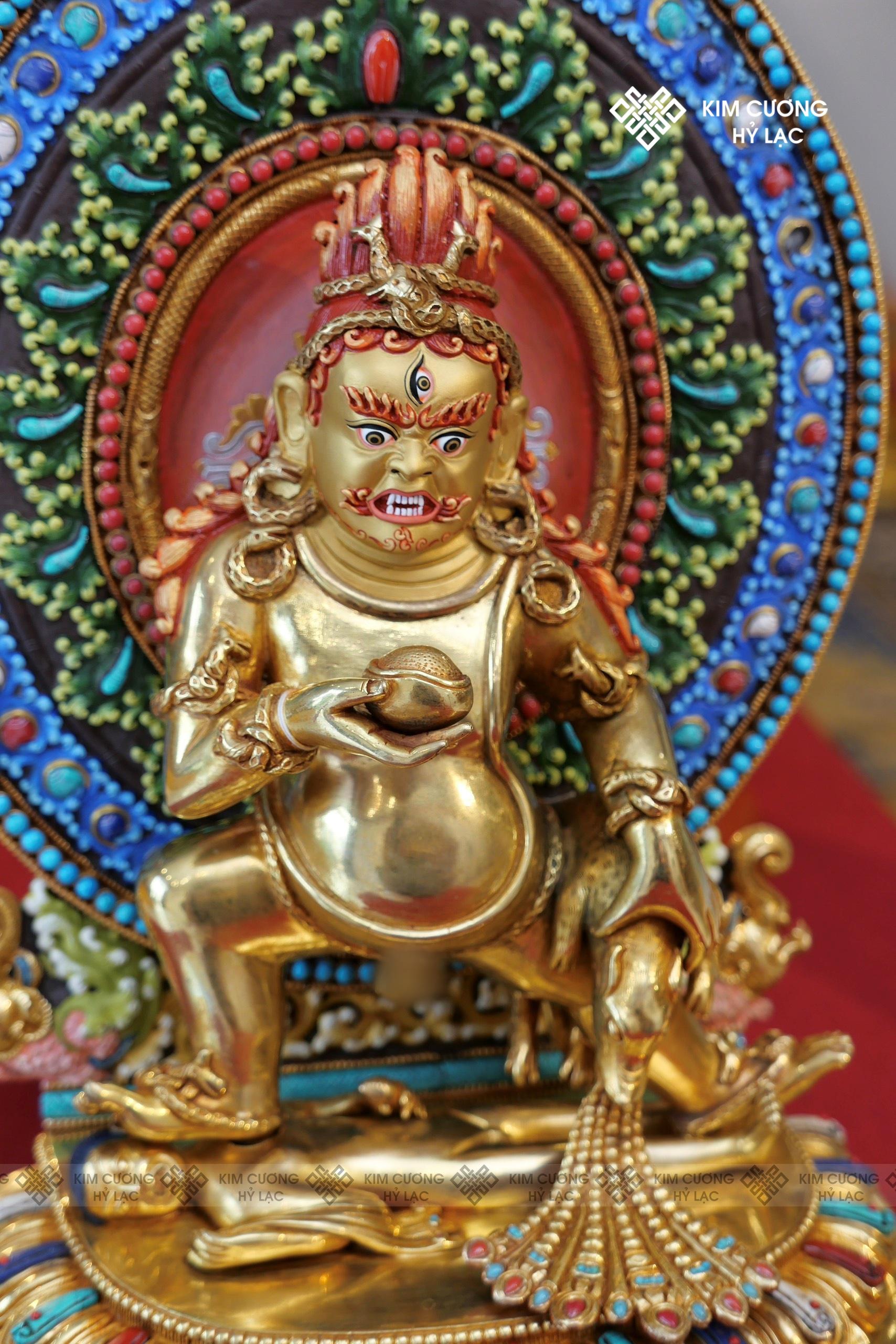 TÔN TƯỢNG HẮC THẦN TÀI NEPAL ĐỒNG MẠ VÀNG HÀO QUANG 36CM