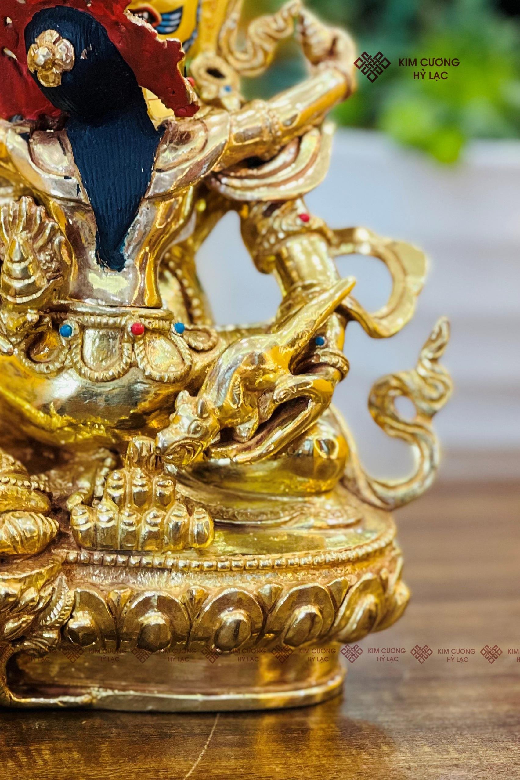 TÔN TƯỢNG HỒNG THẦN TÀI NEPAL ĐỒNG MẠ VÀNG 21CM