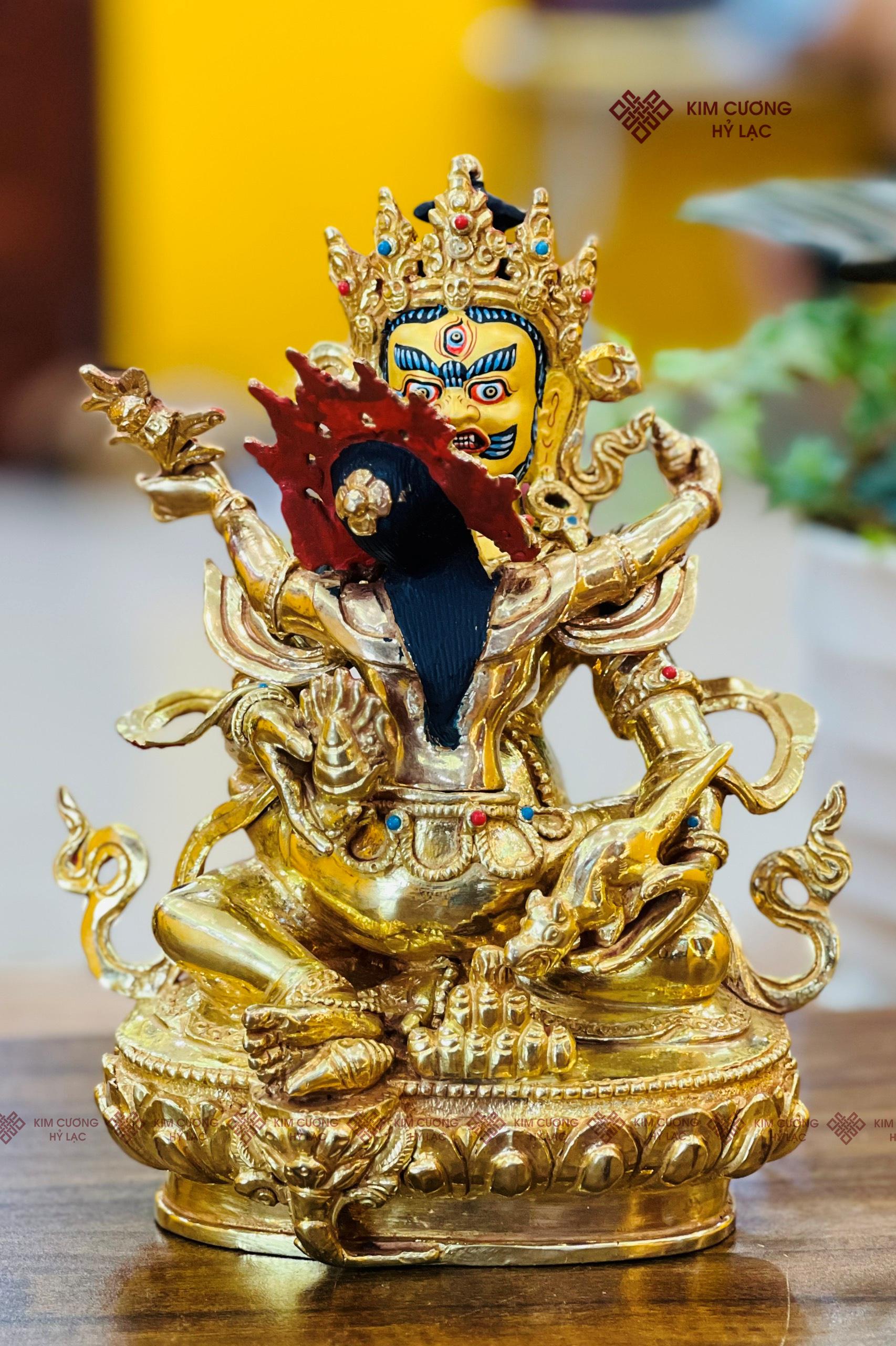 TÔN TƯỢNG HỒNG THẦN TÀI NEPAL ĐỒNG MẠ VÀNG 21CM